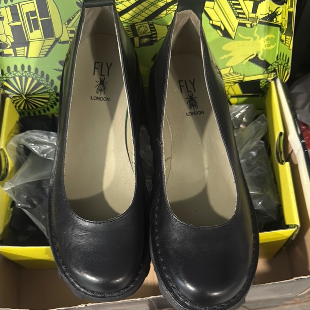Fly London Black Flats Classic Comfort size 39